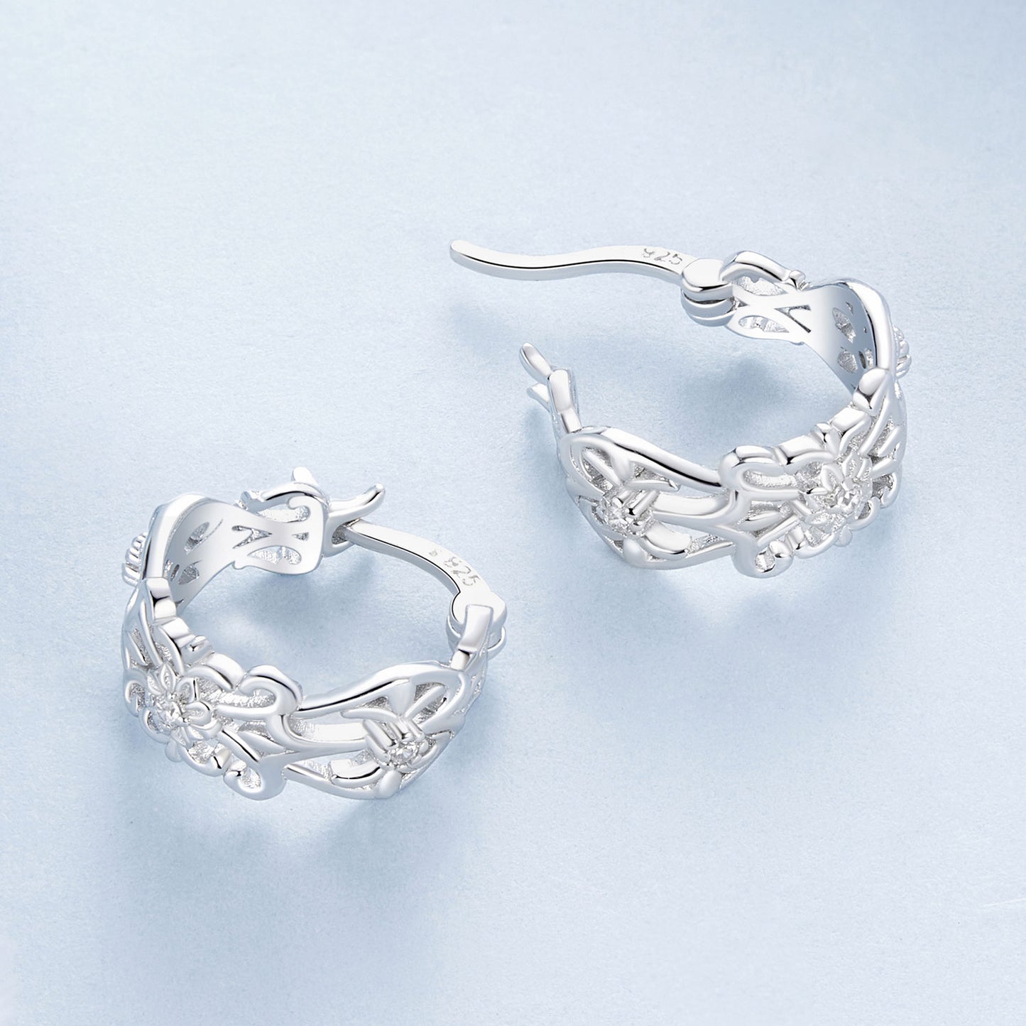 Hoop Huggie Earrings Retro Pattern Openwork S925 Silver