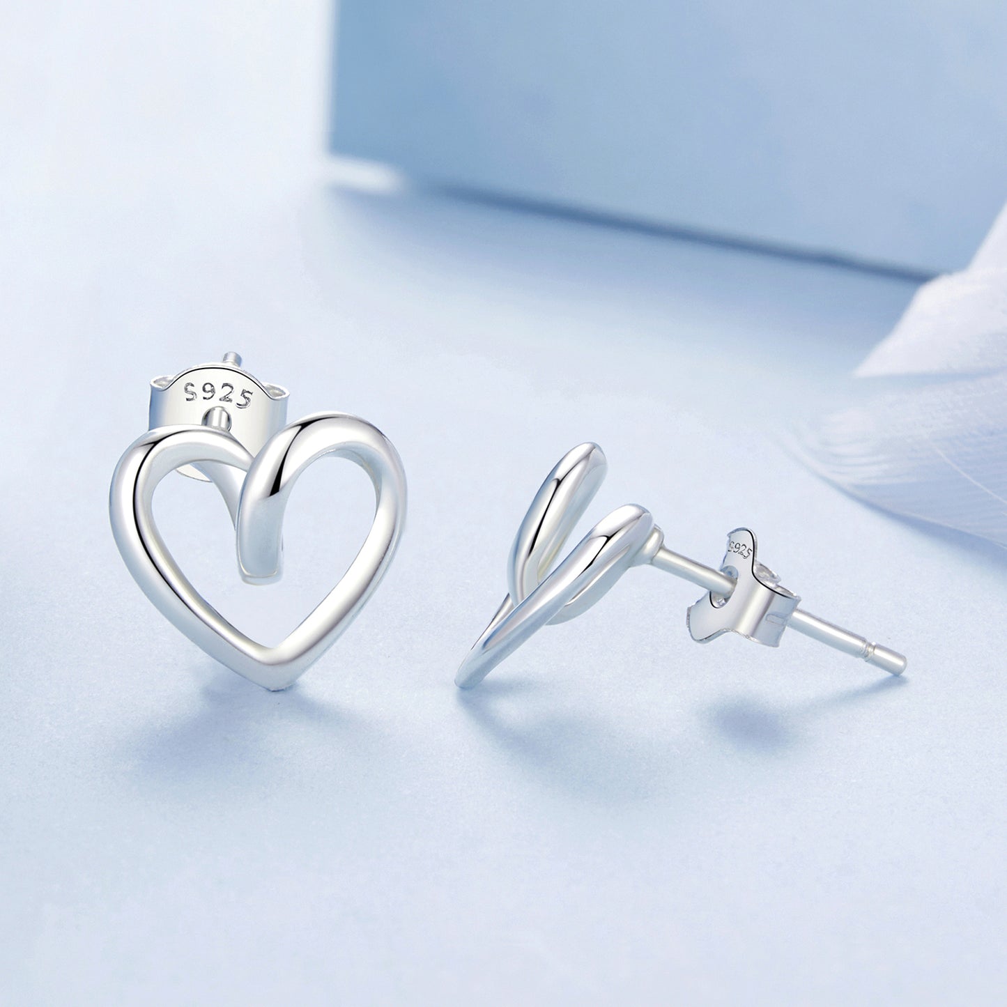 Stud Earrings Twisisted Heart S925 Silver