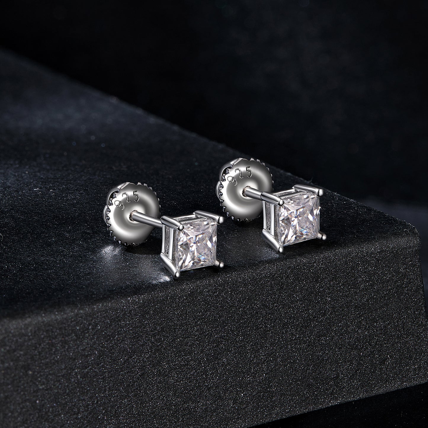 Stud Earrings Classic Moissanite Princess Cut 0.6ct S925 Silver