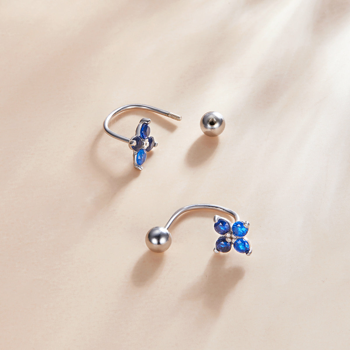 Stud Earrings 4 Petals Flower 925 Silver Blue Zircons