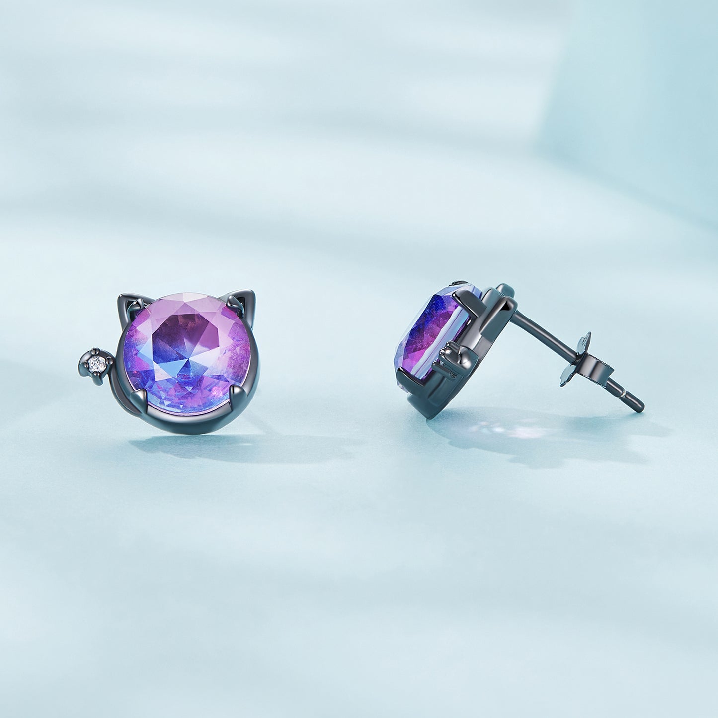 Stud Earrings Adorable Cat With Gradient Purple Glass