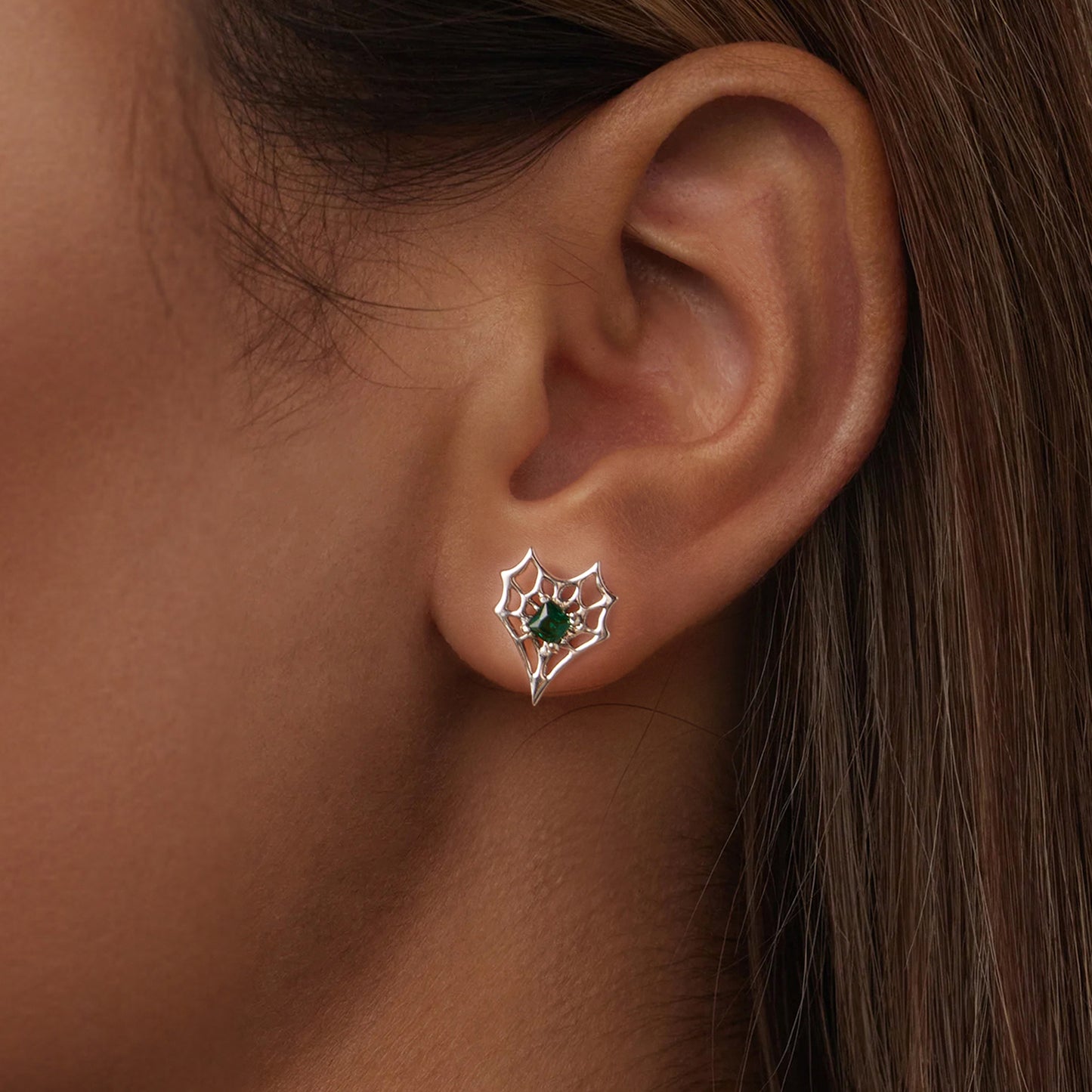 Stud Earrings Heart-shaped Spider Web S925 Silver With Green Stone